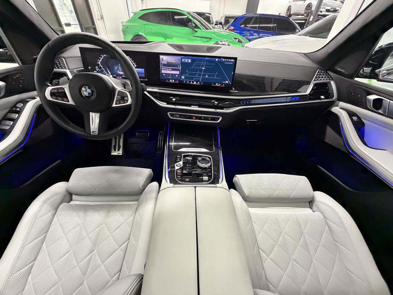 Used 2024 BMW X7 xDrive40i w/ Executive Package AWD/4WD image 16