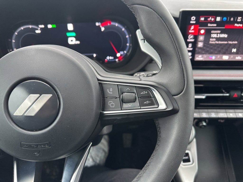 Used 2024 Dodge Hornet R/T w/ R/T Blacktop Package image 17