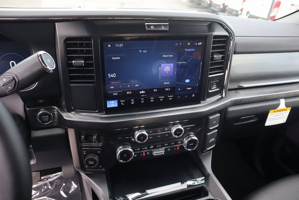 New 2026 Ford F250 Lariat w/ Black Appearance Package image 5