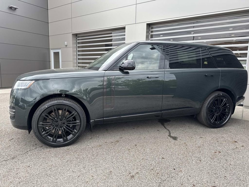 New 2026 Land Rover Range Rover Long Wheelbase Autobiography AWD/4WD image 3