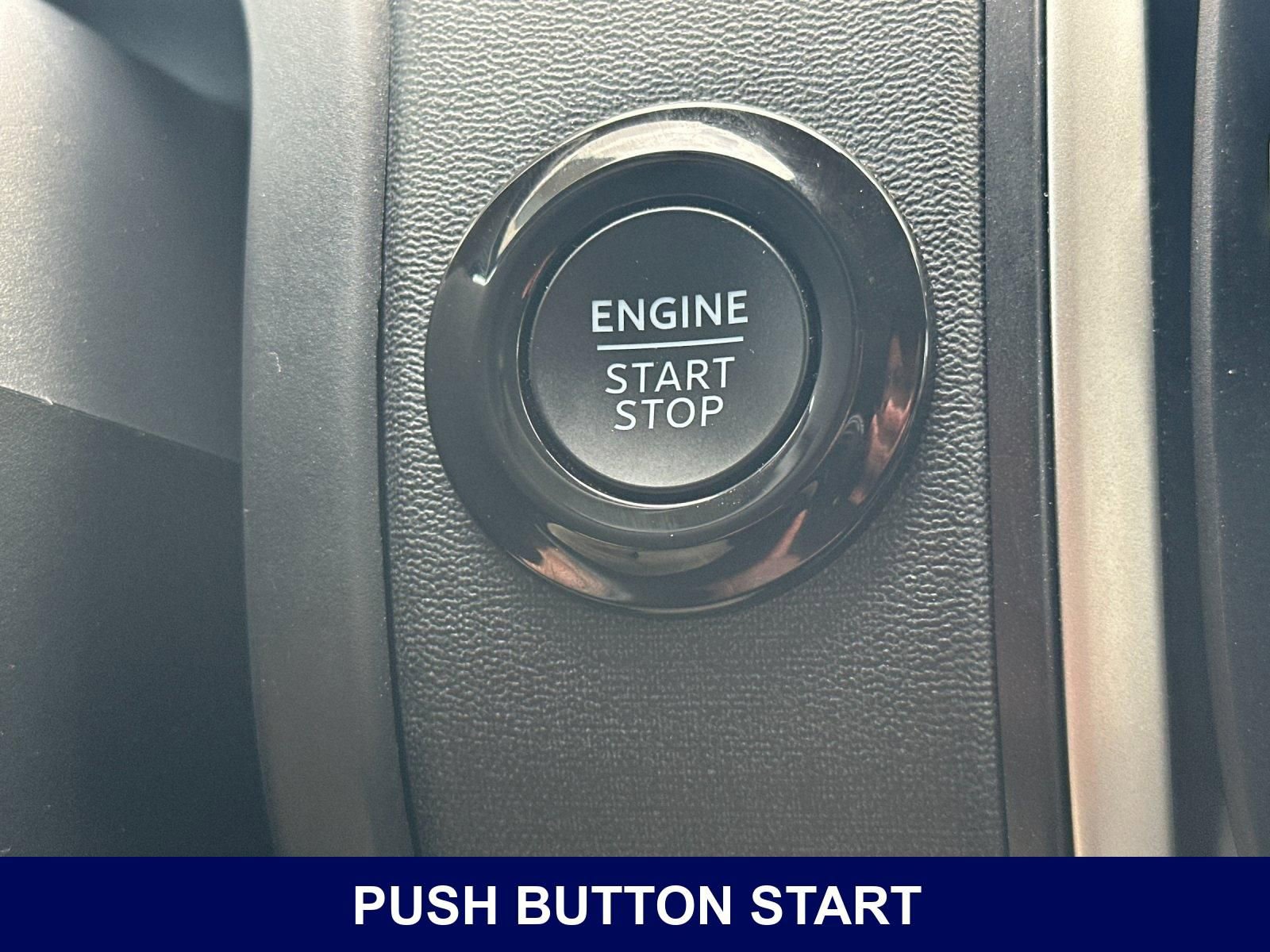 Used 2025 Ford Expedition Active AWD/4WD image 26