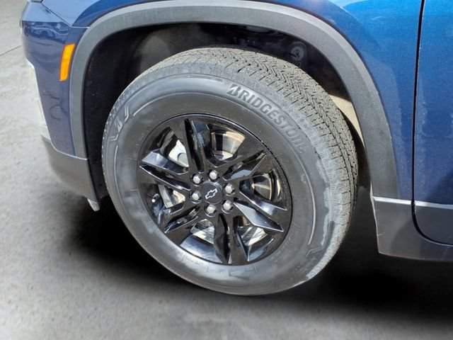 Used 2023 Chevrolet Traverse LT FWD image 9