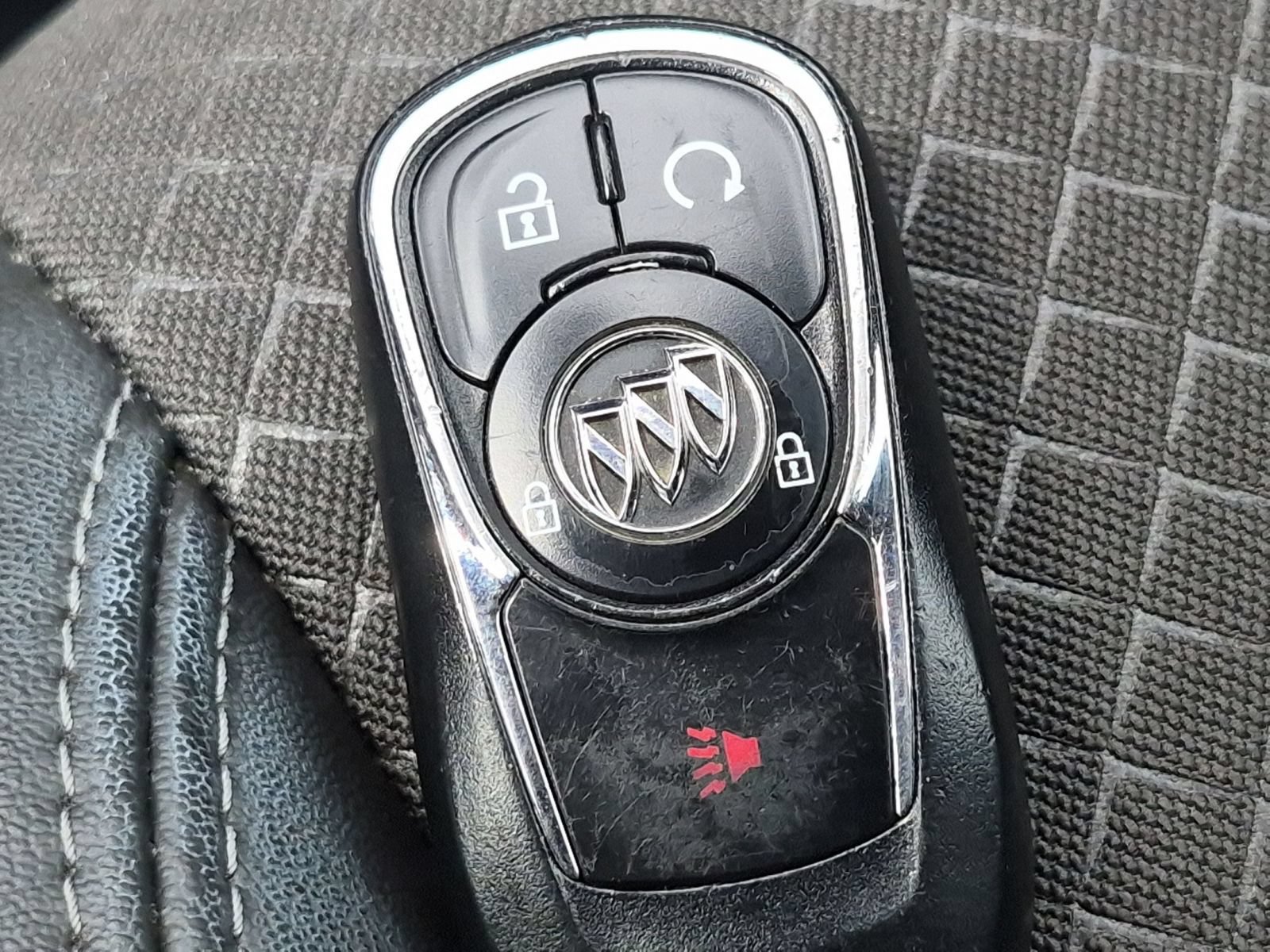 Used 2019 Buick Encore Preferred FWD image 33