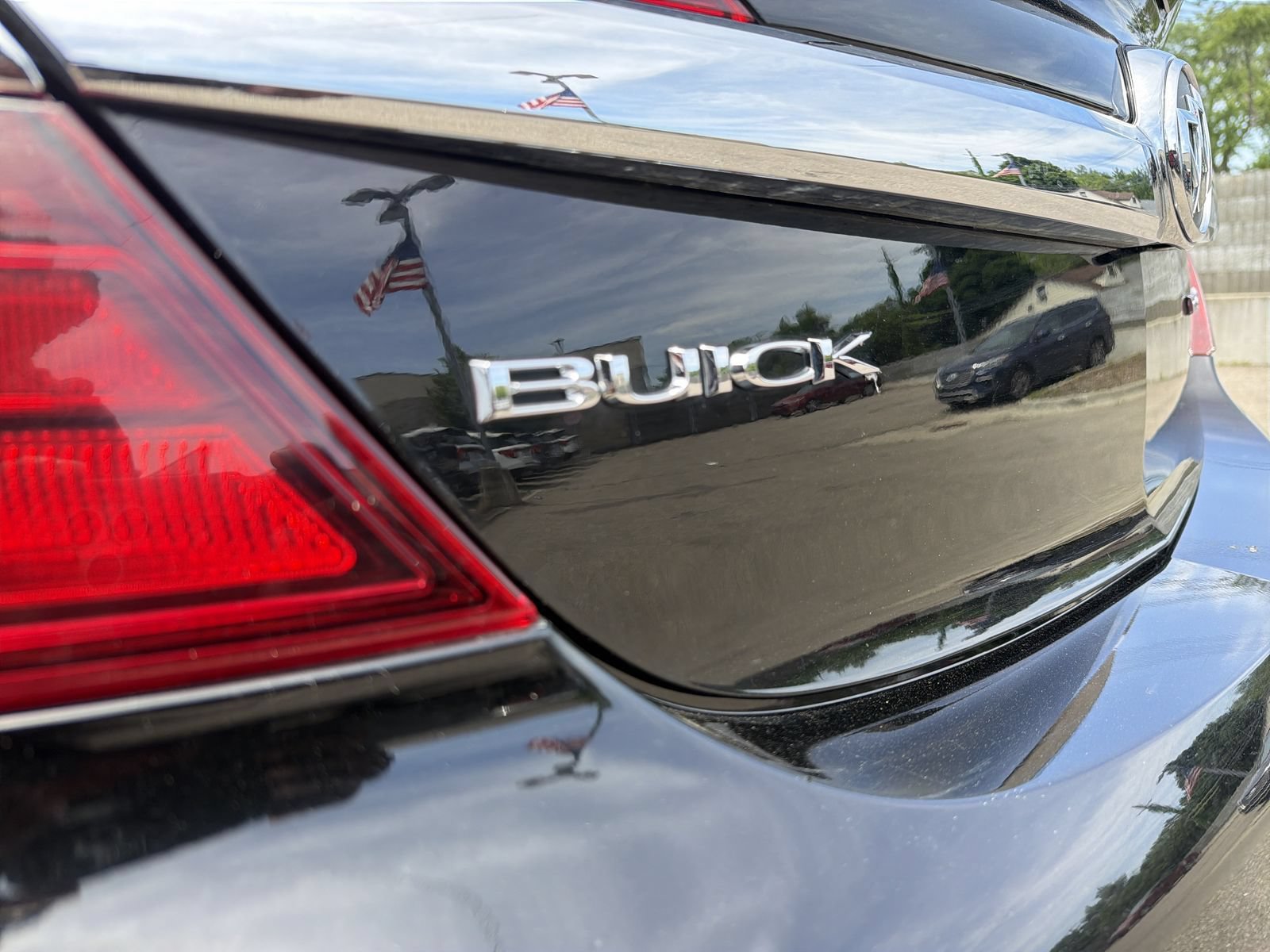 Used 2016 Buick Regal Premium FWD image 16