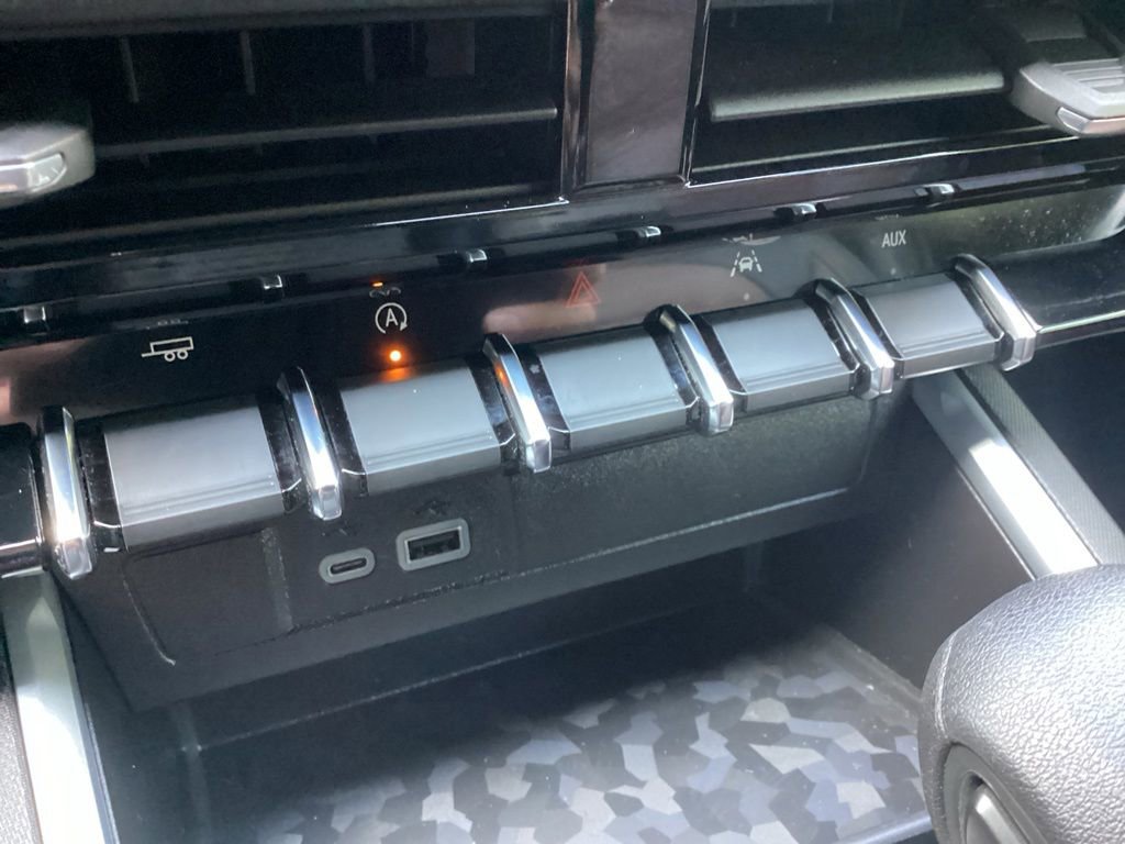 Used 2025 Chevrolet Colorado W/T w/ Advanced Trailering Package image 53