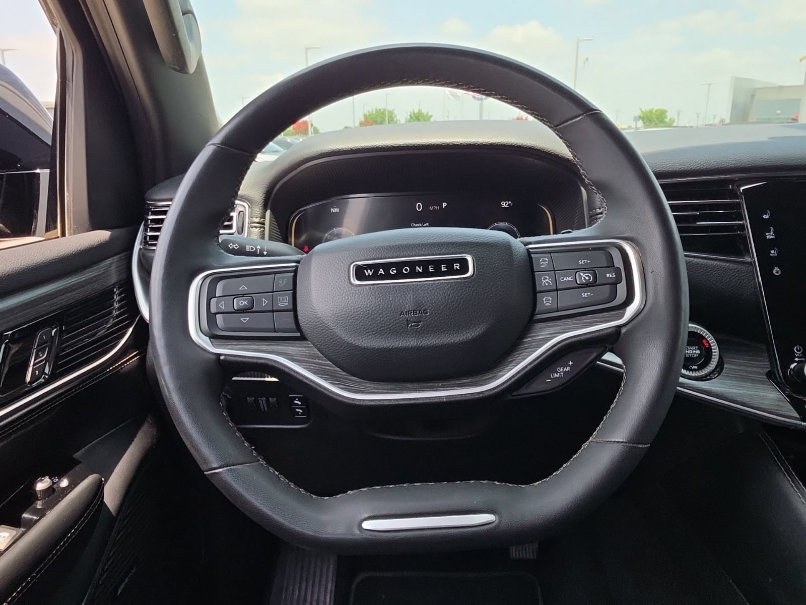 Used 2024 Jeep Wagoneer Series II w/ Flexible Seating Group RWD image 21