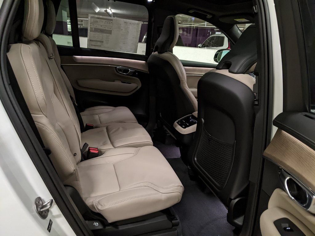 New 2026 Volvo XC90 B6 Ultra w/ Protection Package Premier AWD/4WD image 25