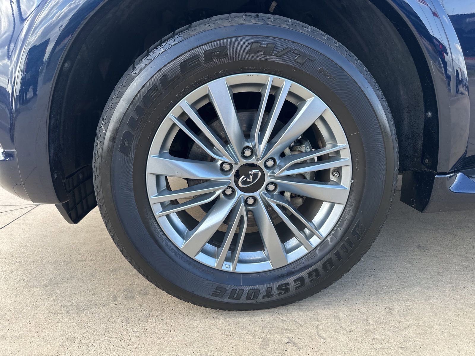 Used 2024 INFINITI QX80 Luxe image 10