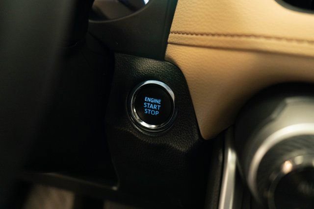 Used 2019 Toyota RAV4 Limited w/ Cold Weather Package image 32