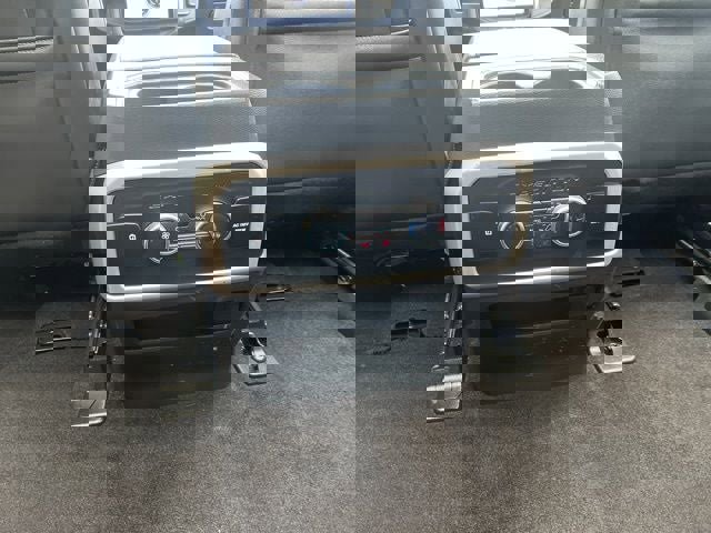 Used 2022 Ford Expedition Max Limited image 12