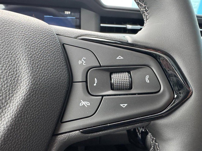 New 2027 Chevrolet Bolt RS w/ Technology Package FWD image 9