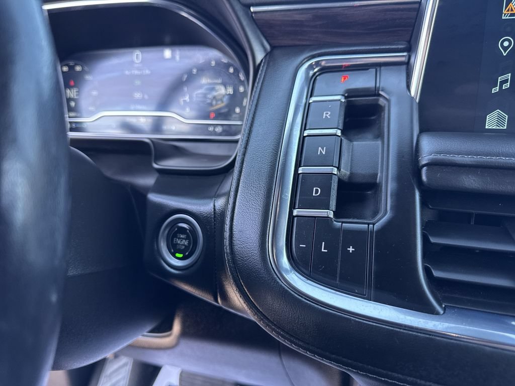 Used 2022 Chevrolet Tahoe Z71 w/ Z71 Off-Road Package AWD/4WD image 22