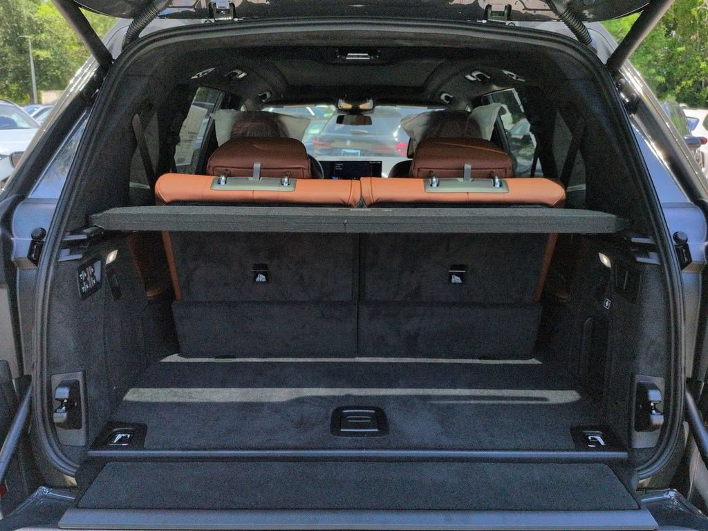 New 2027 BMW X7 M60i AWD/4WD image 13