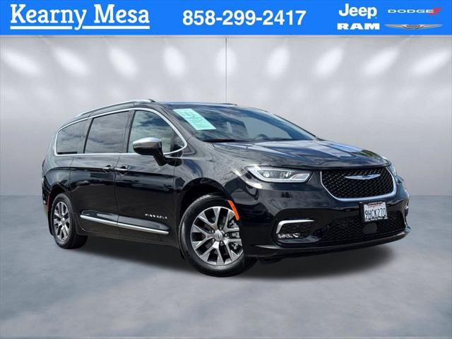 Certified 2022 Chrysler Pacifica Pinnacle