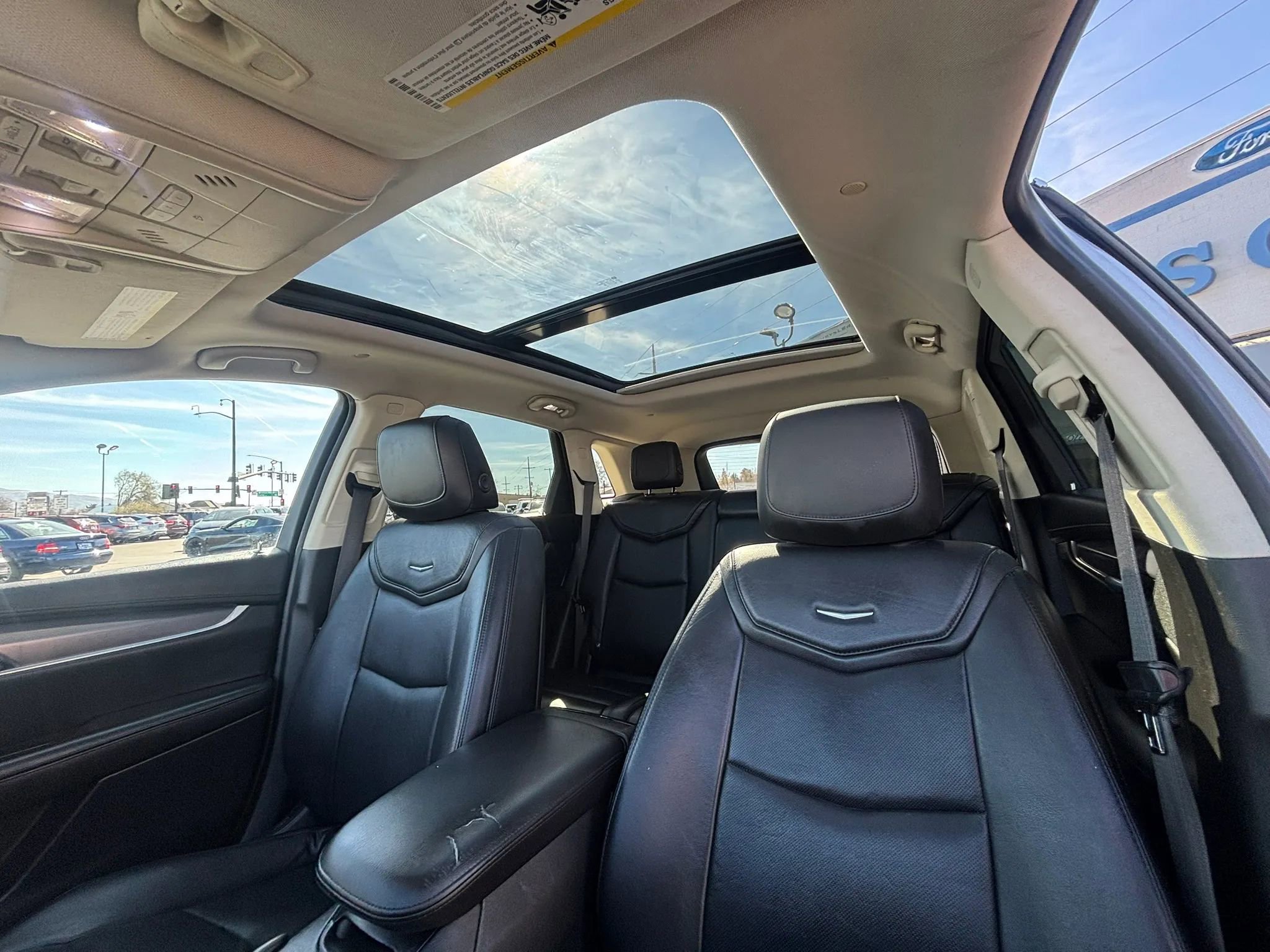 Used 2018 Cadillac XT5 Premium Luxury image 25