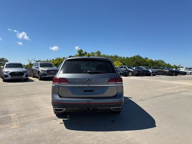 Used 2022 Volkswagen Atlas SE w/ Panoramic Sunroof Package image 4