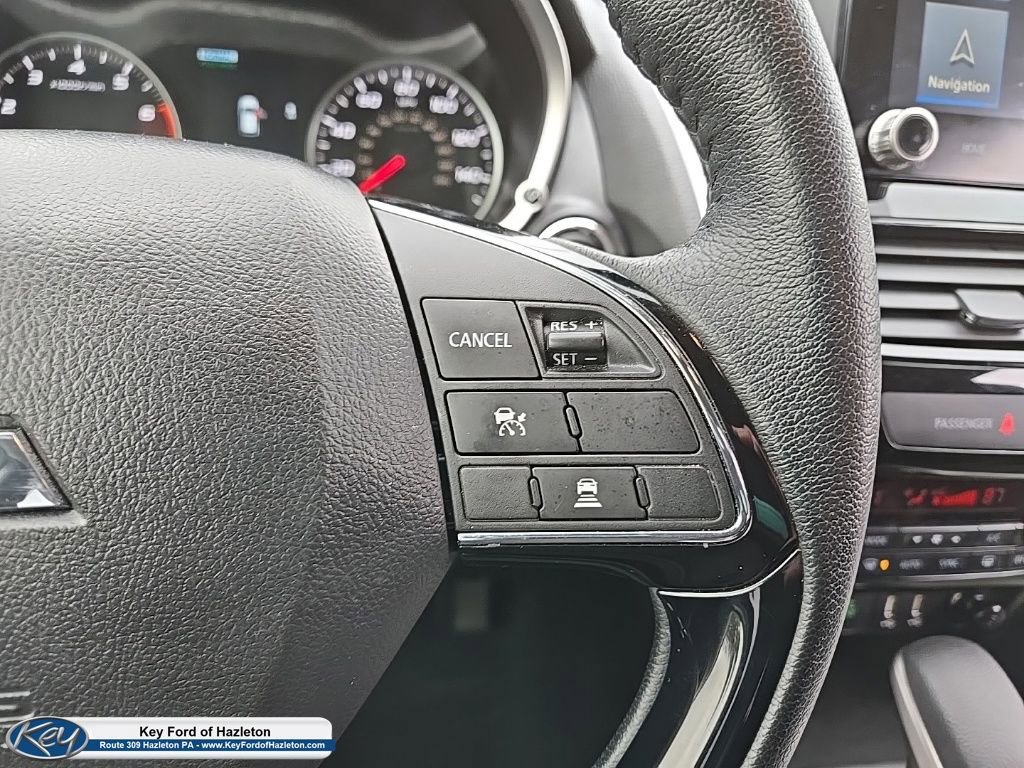 Used 2024 Mitsubishi Eclipse Cross SE image 32