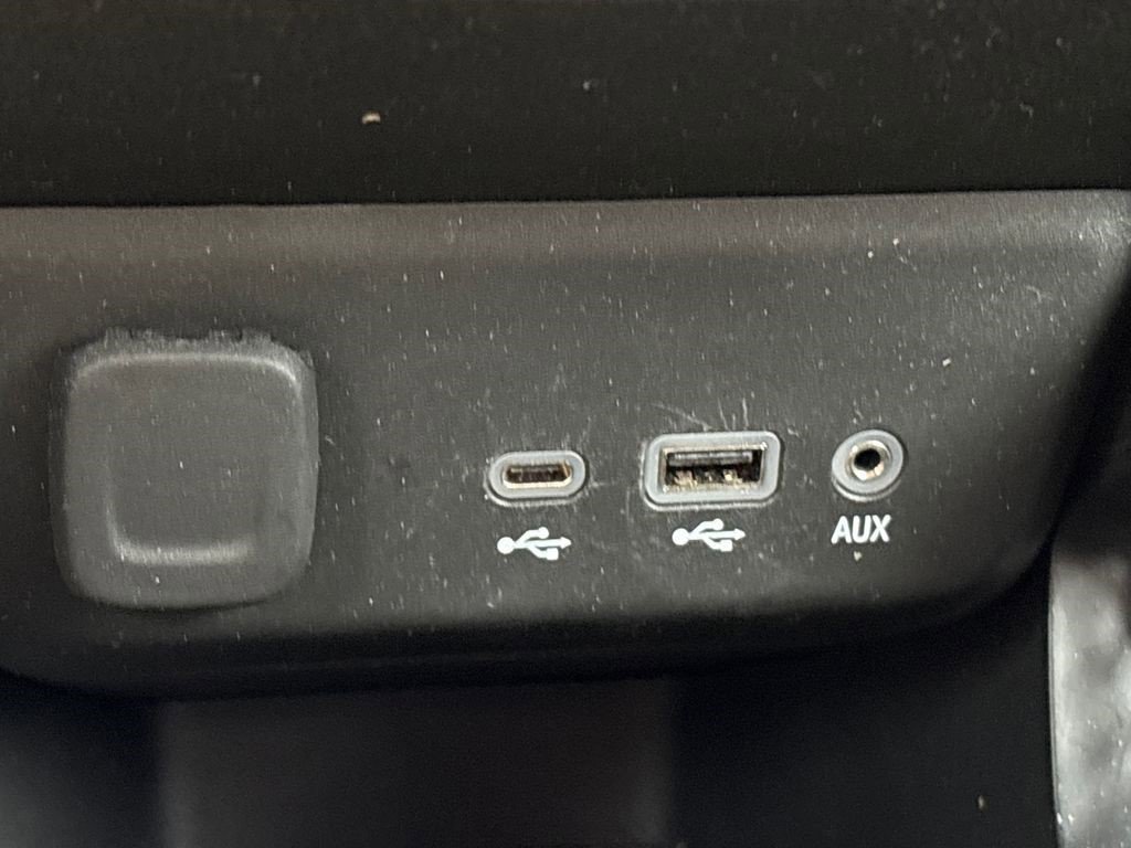 Certified 2023 Chevrolet TrailBlazer LT w/ Convenience Package AWD/4WD image 13