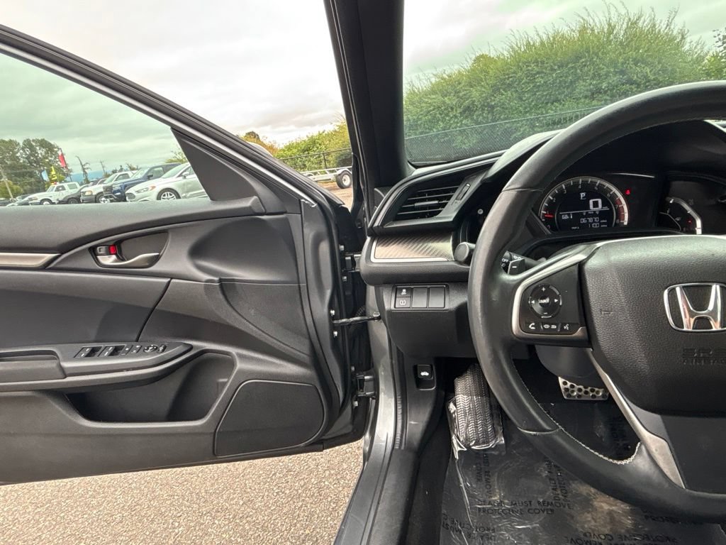 Used 2017 Honda Civic Sport image 24