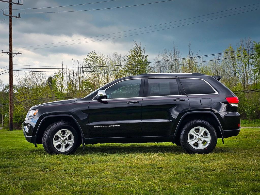 Used 2016 Jeep Grand Cherokee Laredo w/ Quick Order Package 23E AWD/4WD image 6