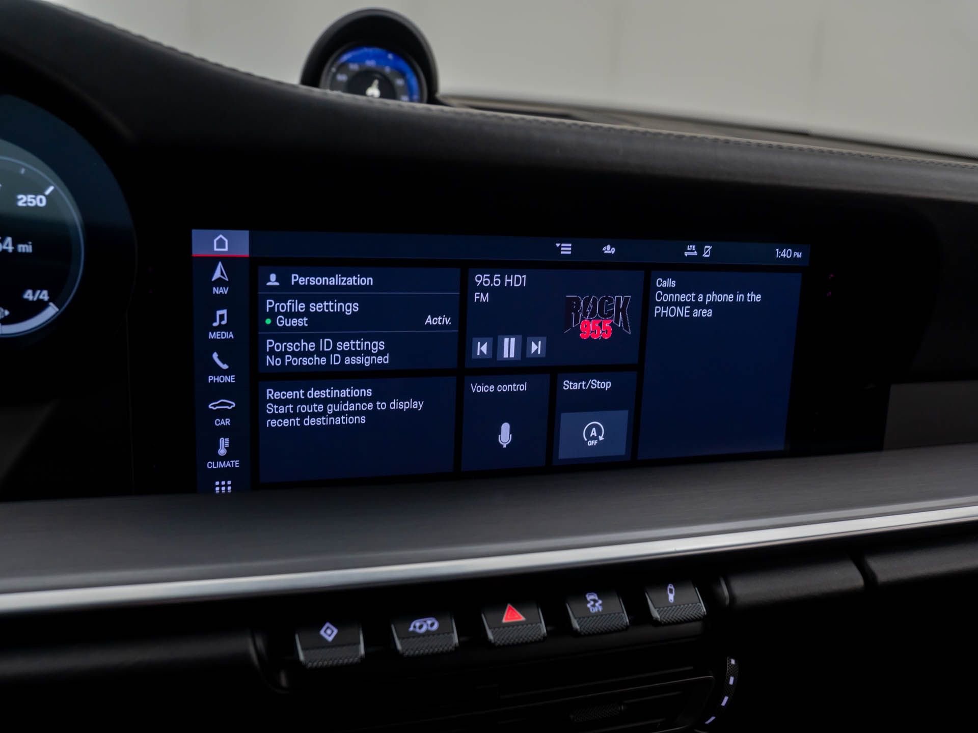 Used 2020 Porsche 911 Carrera 4S image 25