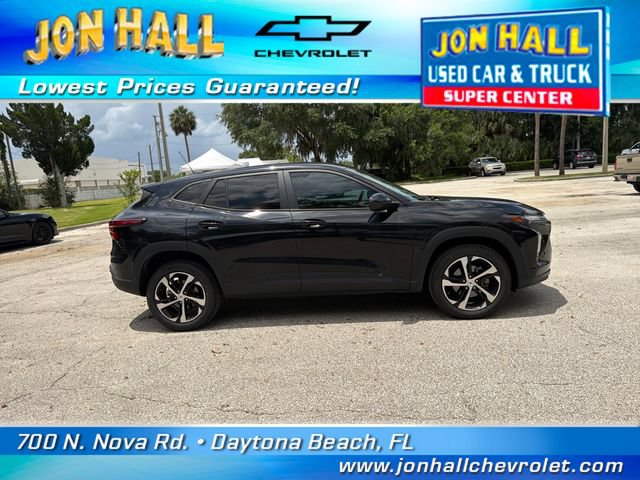 Used 2024 Chevrolet Trax RS w/ Driver Confidence Package FWD image 13