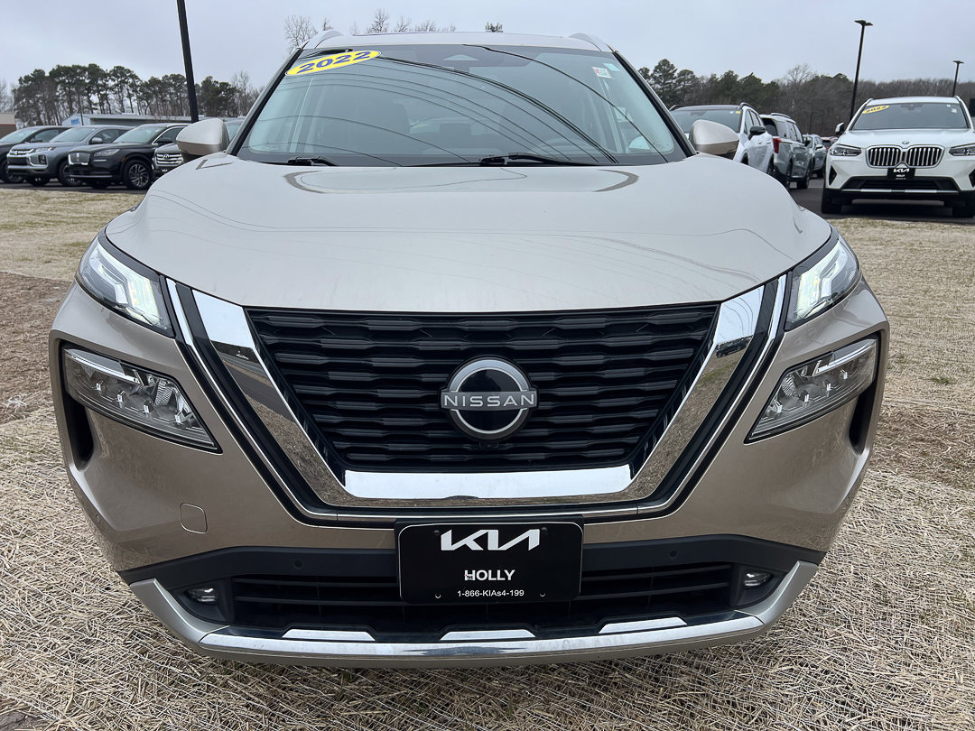 Used 2022 Nissan Rogue Platinum w/ Head-Up Display Package image 13
