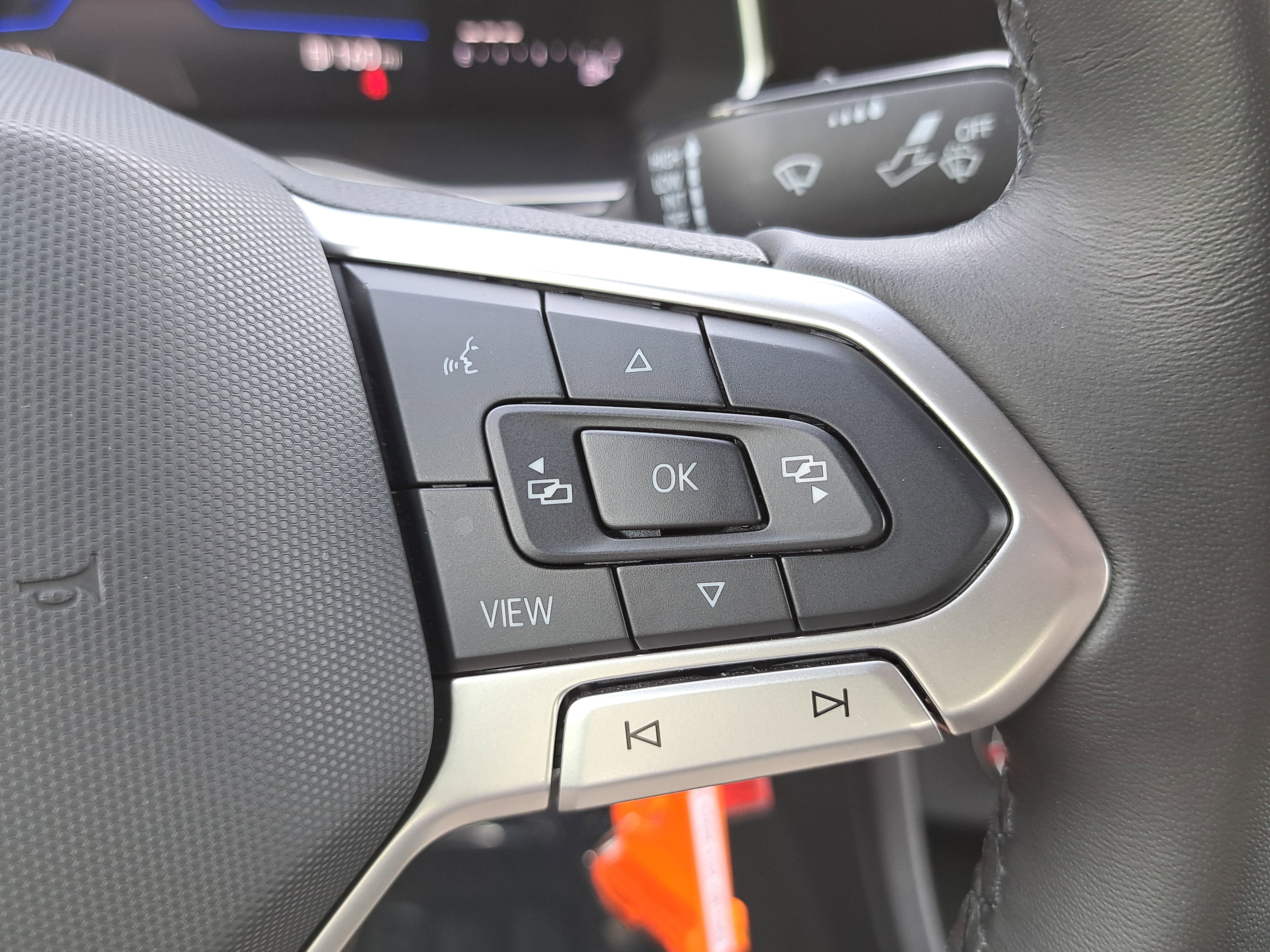 Certified 2024 Volkswagen Jetta Sport image 17