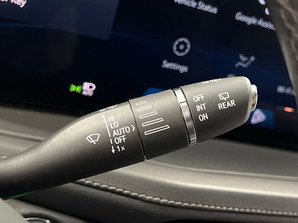 Used 2024 Cadillac XT4 Premium Luxury image 47