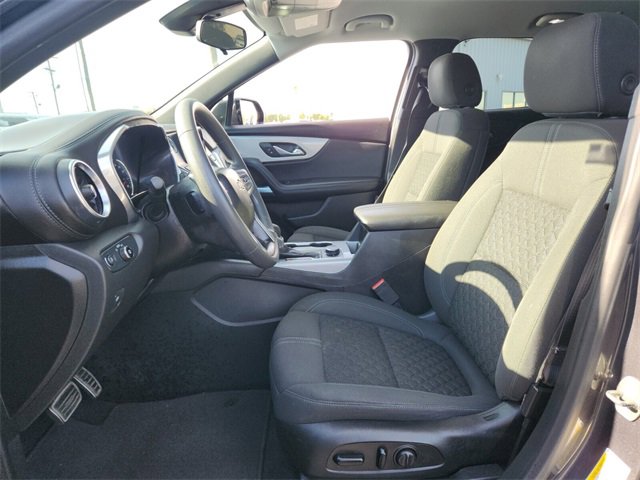 Used 2021 Chevrolet Blazer LT w/ LPO, Black Accent Package image 9