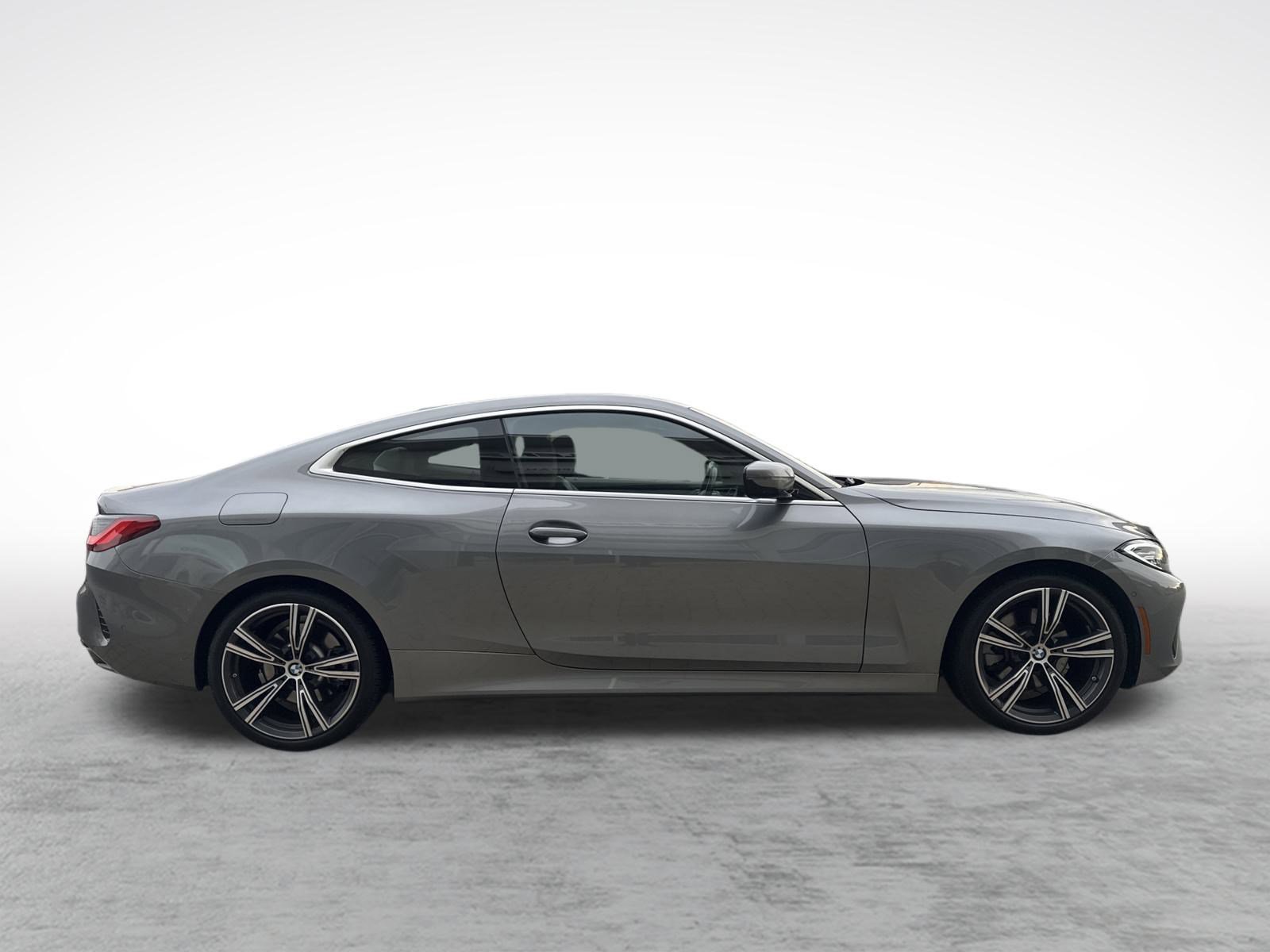 Used 2024 BMW 430i xDrive Coupe w/ Premium Package image 10