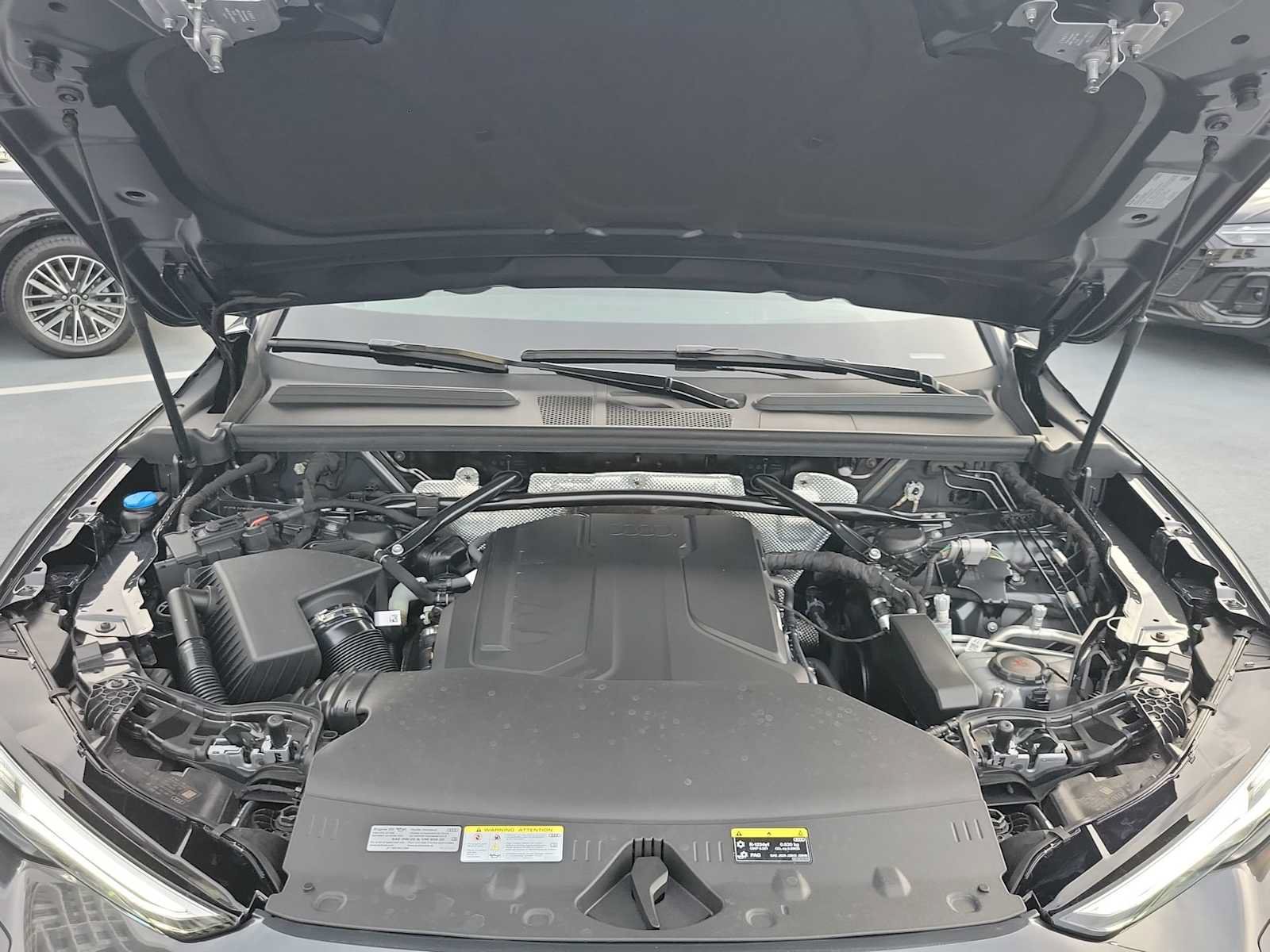 Certified 2025 Audi Q5 Premium Plus AWD/4WD image 13