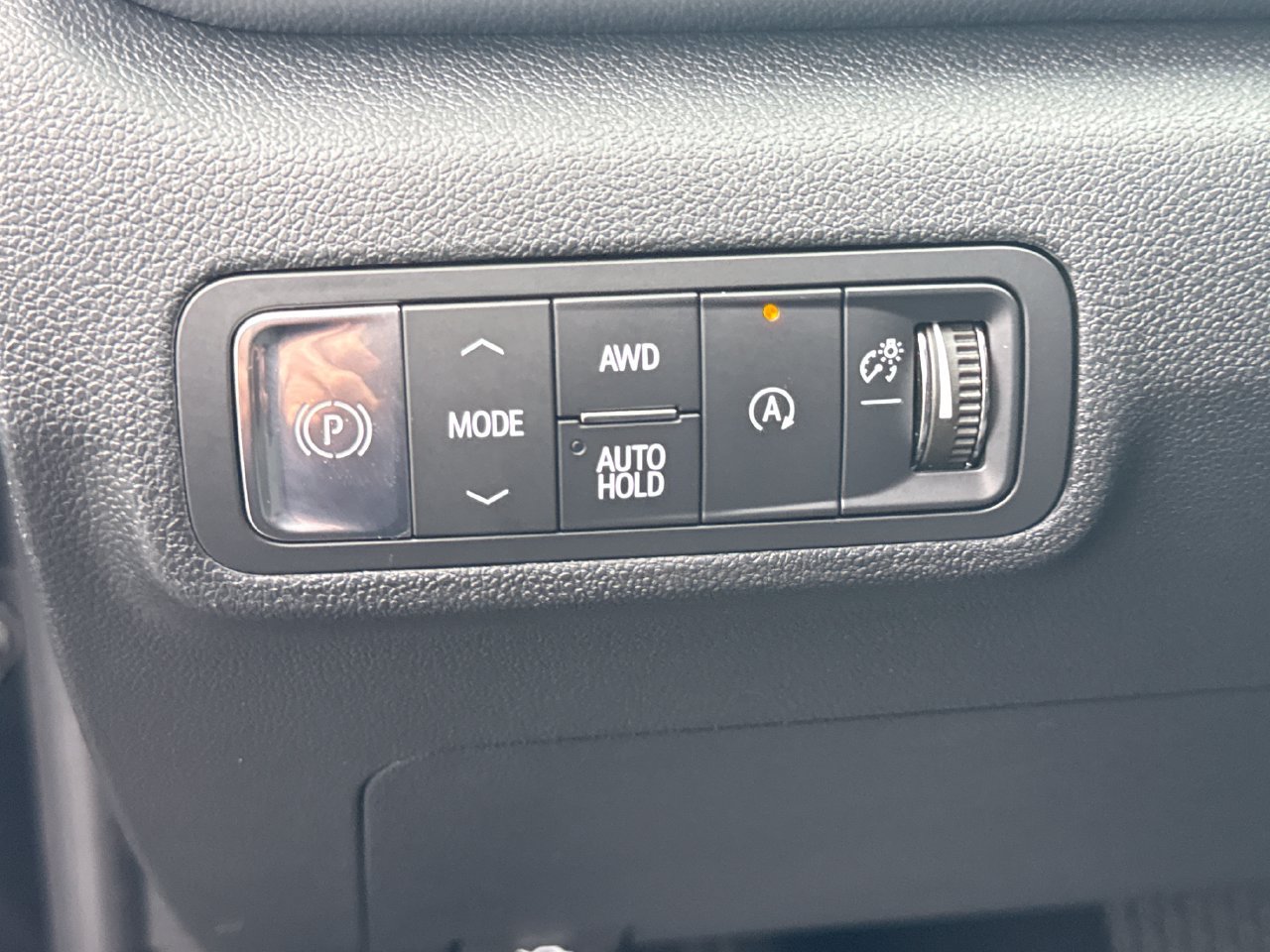 Used 2025 GMC Terrain Elevation AWD/4WD image 17