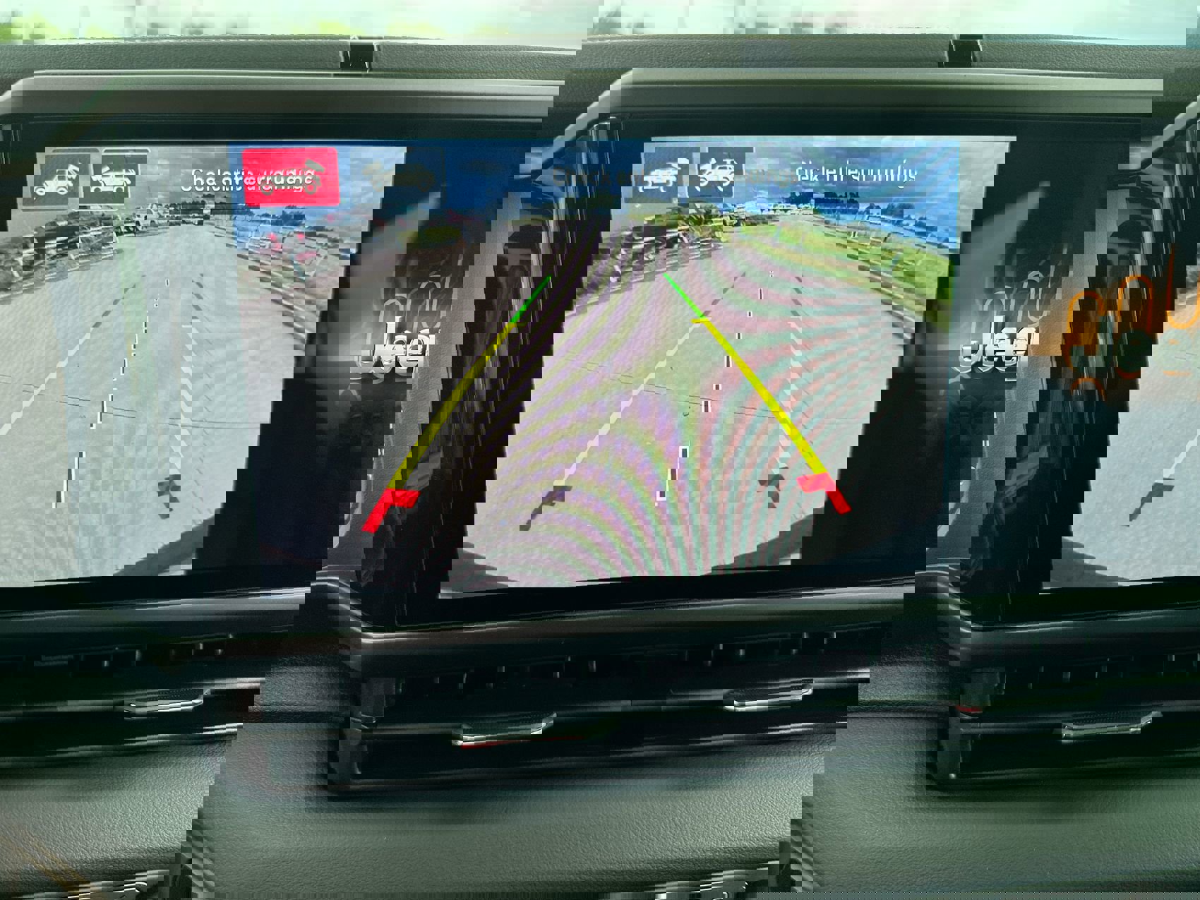 Used 2024 Jeep Wrangler Sahara w/ Technology Group image 17