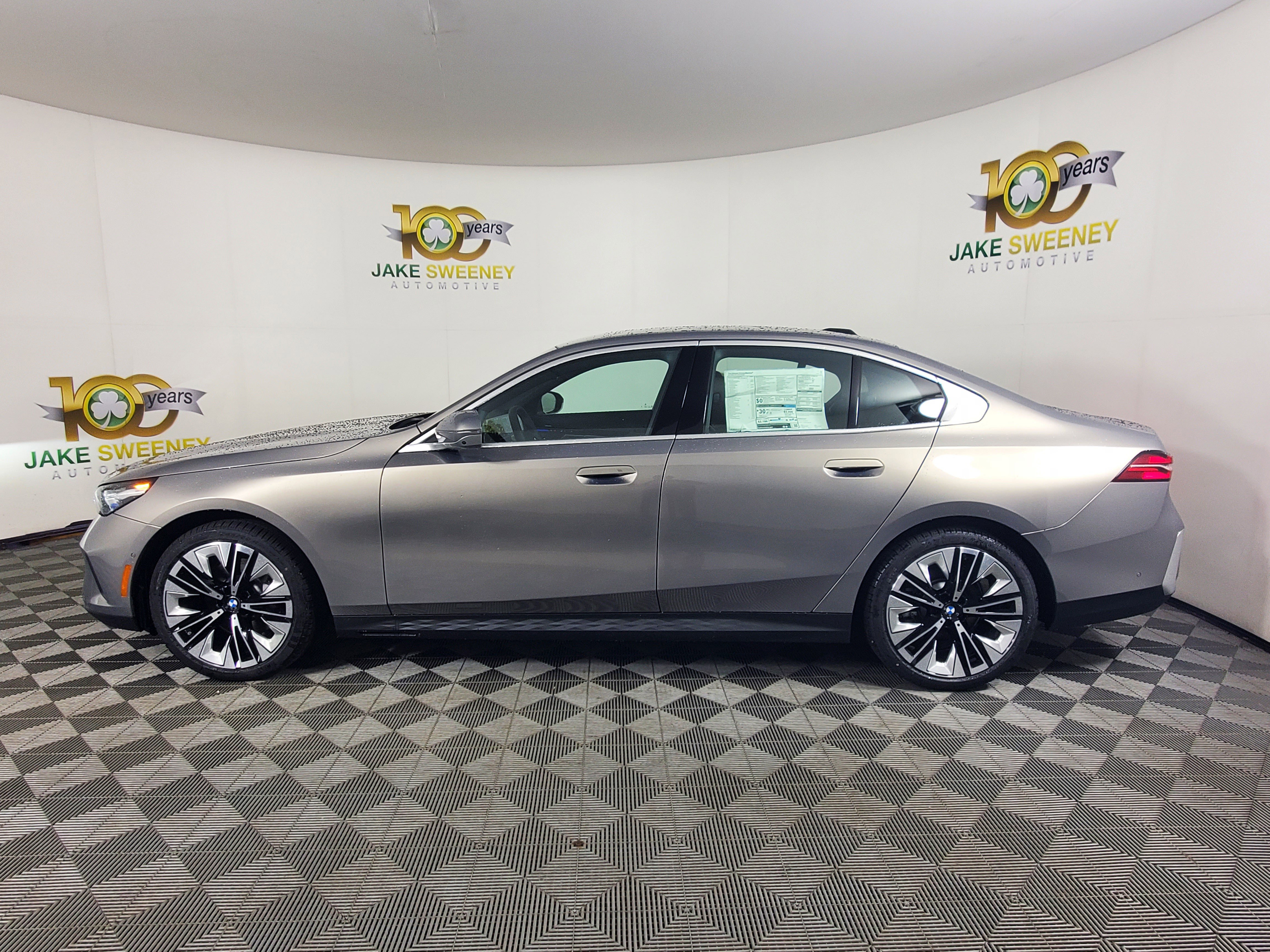 Used 2026 BMW 530i xDrive image 4