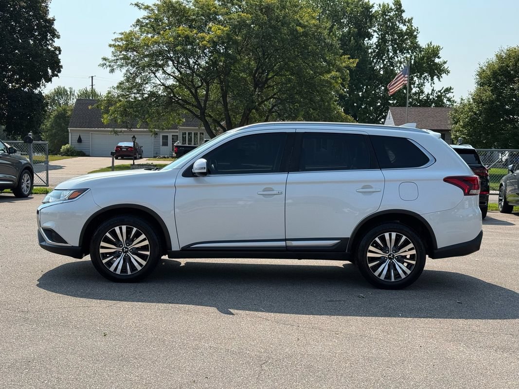 Used 2019 Mitsubishi Outlander SEL AWD/4WD image 5