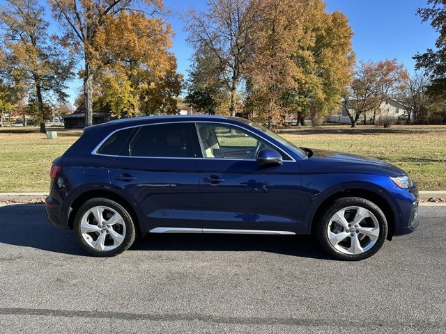 Used 2021 Audi Q5 Prestige w/ Prestige Package image 28