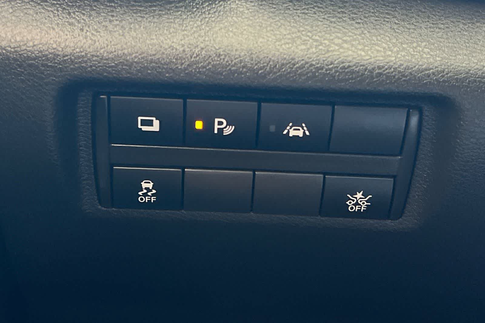 Used 2022 Nissan Versa S FWD image 30