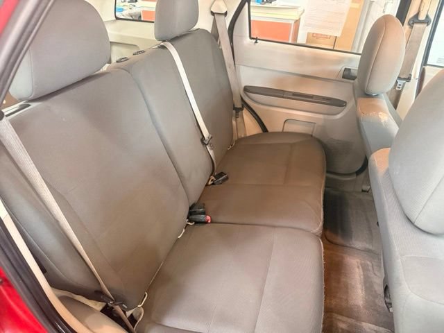 Used 2010 Ford Escape XLS FWD image 23