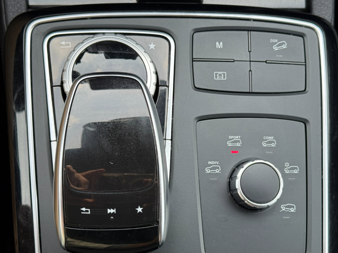 Used 2018 Mercedes-Benz GLE 350 4MATIC image 12