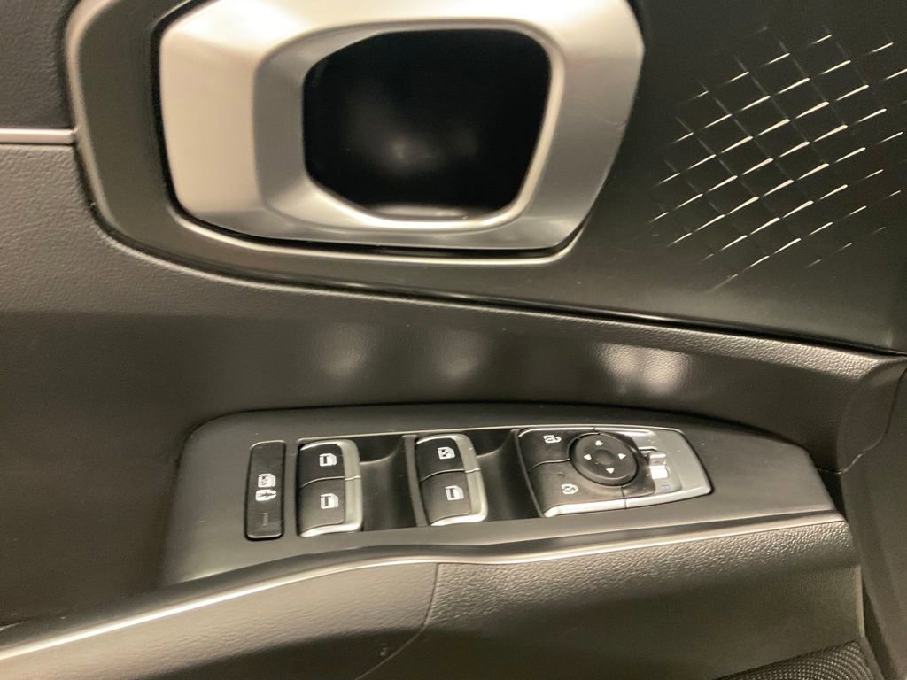 Used 2021 Kia Sorento S FWD image 12