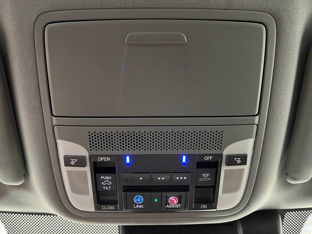 Used 2016 Acura TLX V6 w/ Technology Package FWD image 9