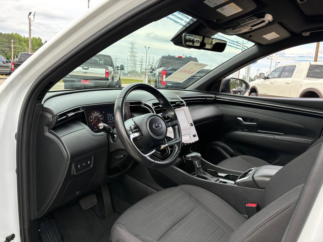 Used 2022 Hyundai Santa Cruz SEL Premium AWD/4WD image 12