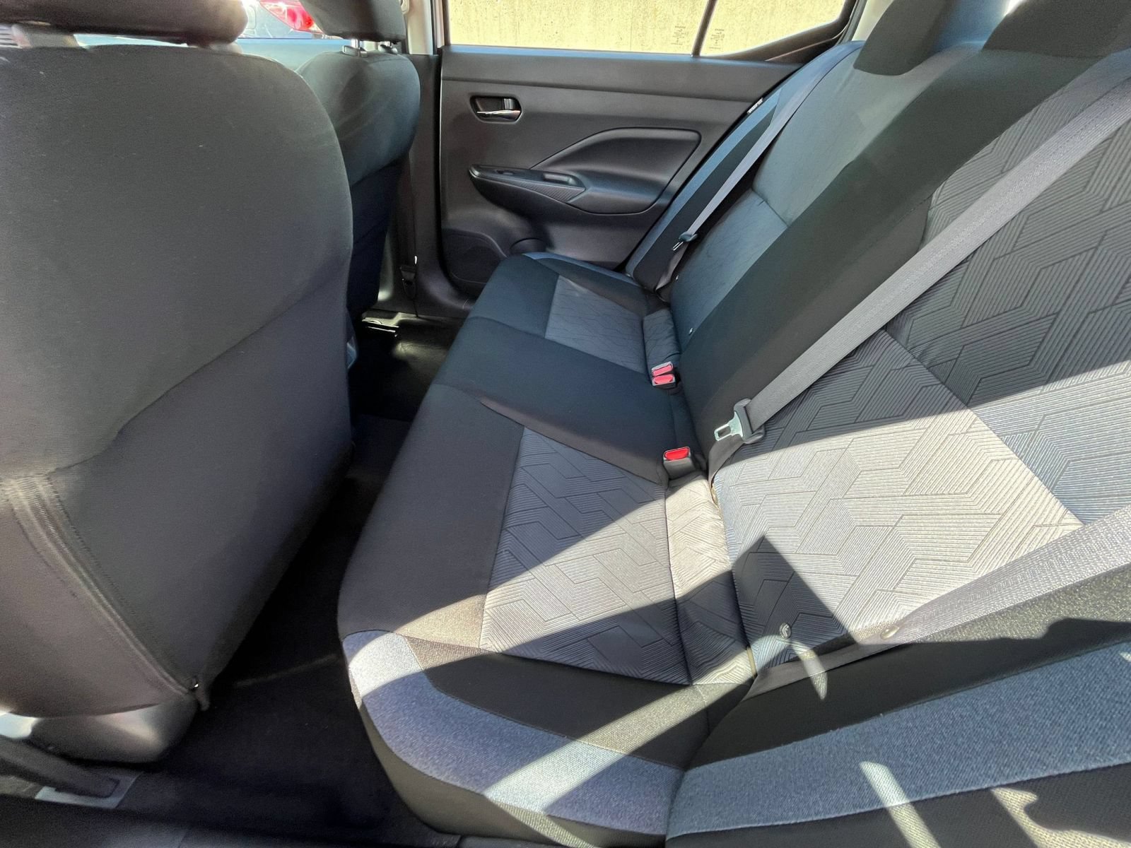 Used 2025 Nissan Versa SV FWD image 21