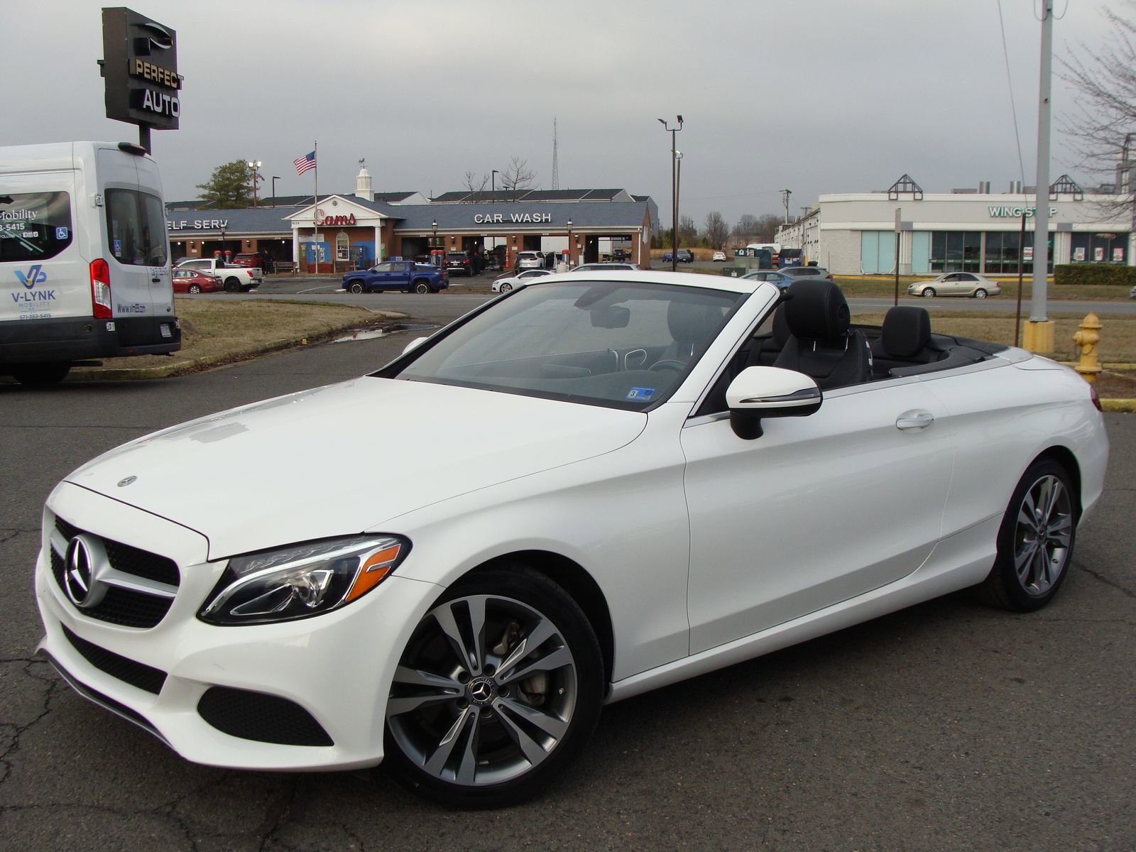 Used 2018 Mercedes-Benz C 300 4MATIC Cabriolet image 9