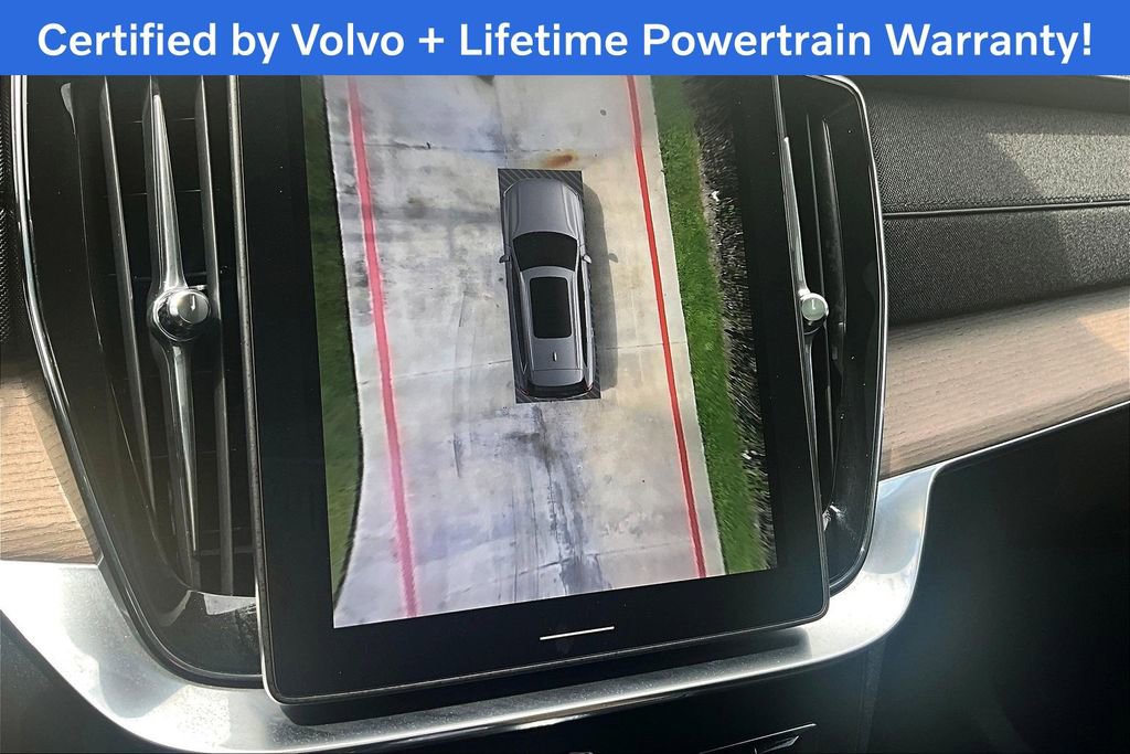 Used 2025 Volvo XC90 B6 Plus AWD/4WD image 30