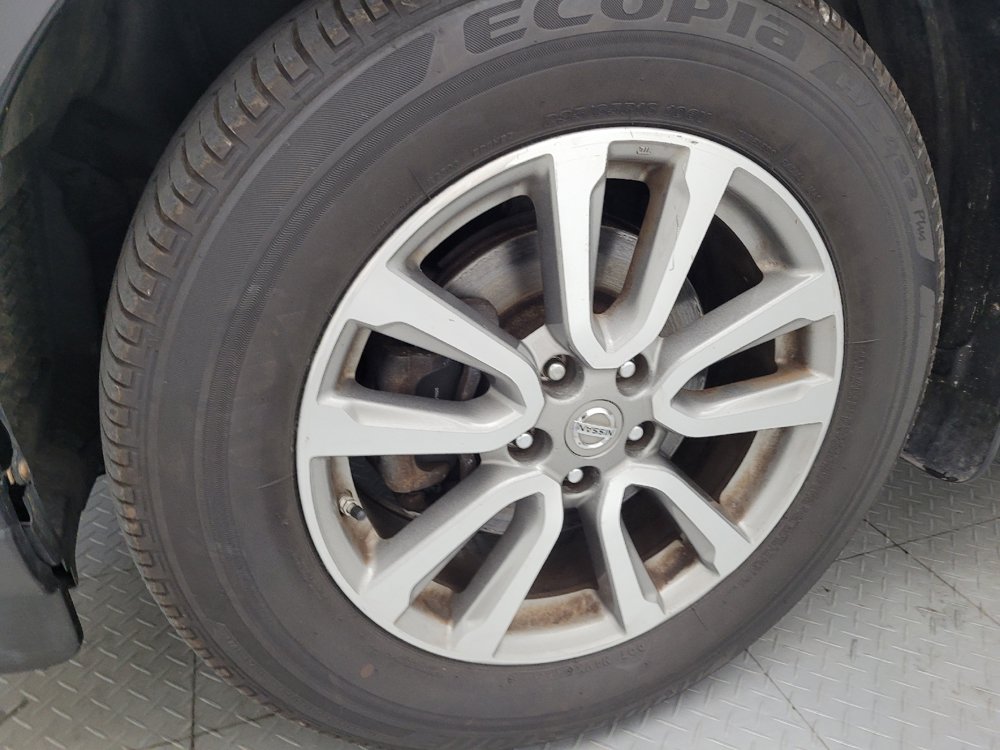 Used 2016 Nissan Pathfinder SV AWD/4WD image 31