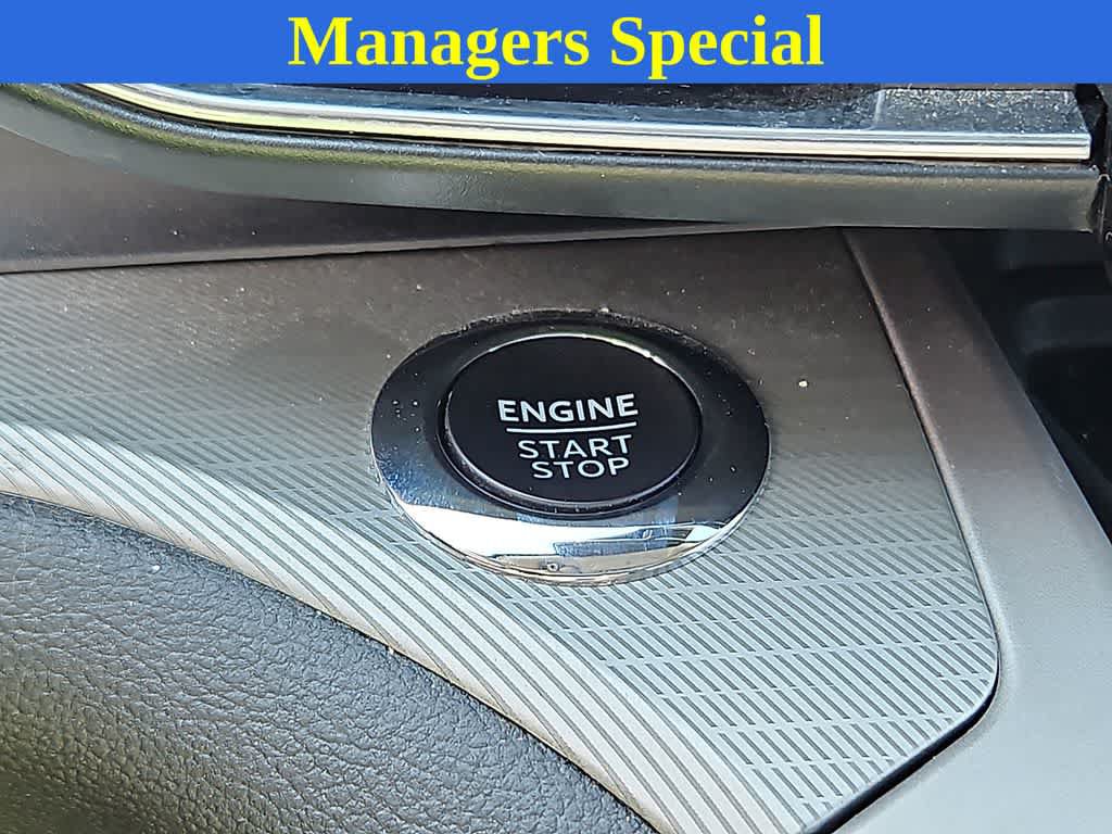 Used 2022 Ford Explorer XLT w/ Equipment Group 202A AWD/4WD image 24