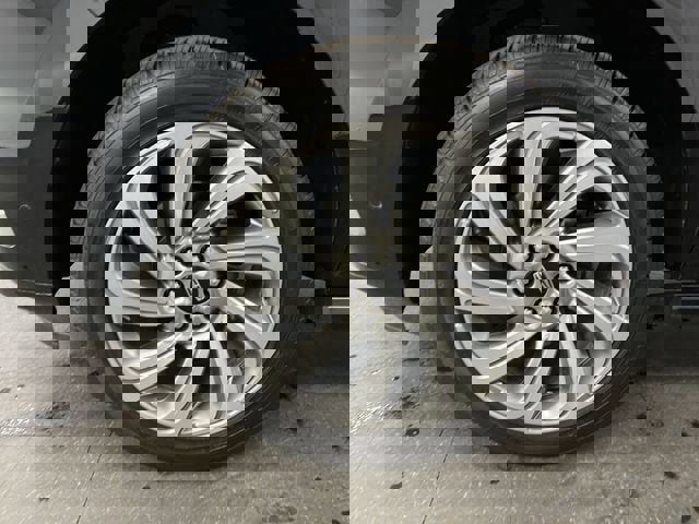 Used 2023 Lincoln Navigator Reserve image 34