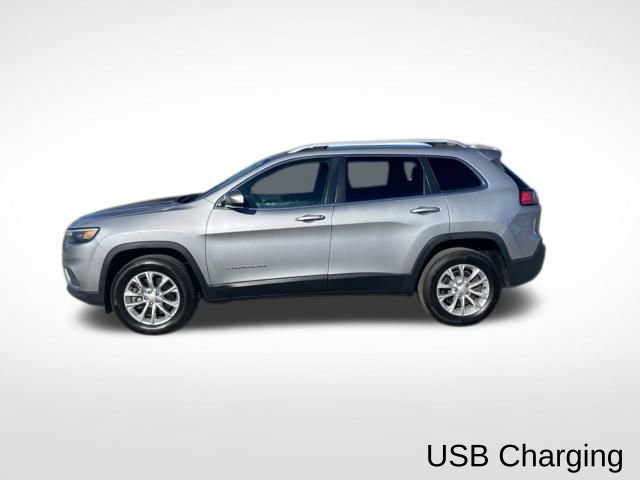 Used 2019 Jeep Cherokee Latitude w/ Popular Appearance Group image 2